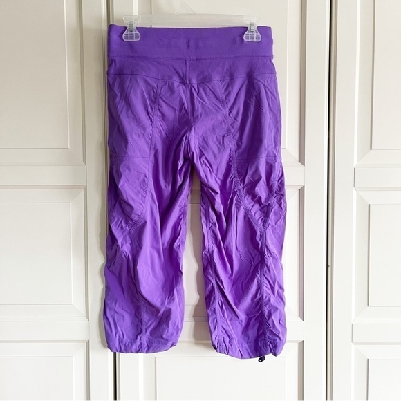 Lululemon Studio Crop *No Liner  Size 4 - Picture 7 of 8